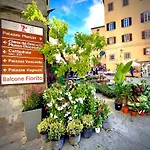 アパート Balcone Fiorito, Nel Cuore Del Centro Storico Di コルトーナ