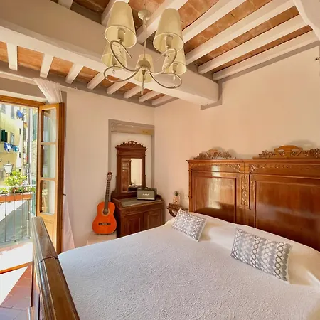 アパート Balcone Fiorito, Nel Cuore Del Centro Storico Di